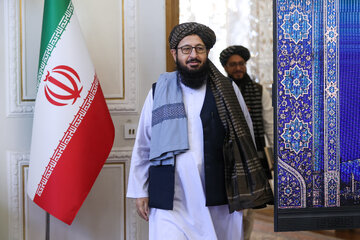 نشست وزیر امورخارجه با سفرا و نمایندگی‌های خارجی مقیم تهران