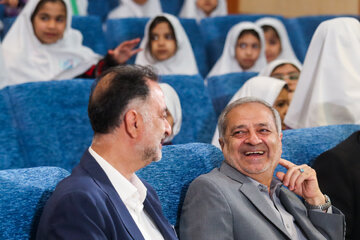 علیرضا کاظمی، وزیر آموزش و پرورش در آیین جشن غنچه‌ها