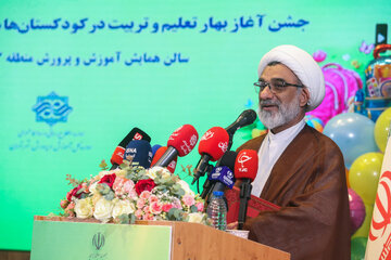 عبدالحسین خسروپناه، دبیر شورای عالی انقلاب فرهنگی در آیین جشن غنچه‌ها