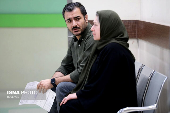 إآقای طاووسی