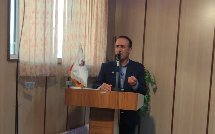 جذب دانشجویان کهگیلویه و بویراحمدی در صنعت از طریق طرح هسته‌های مسئله‌محور