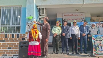 فرماندار میاندورود: معلمان نقش پلیس در ایجاد امنیت را برای دانش‌آموزان تبیین کنند
