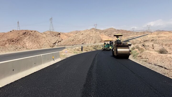 پیشرفت ۸۰ درصدی عملیات بهسازی محور ایوانکی - آبسرد در استان سمنان