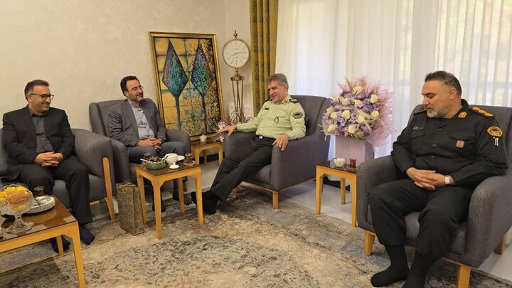 رئیس پلیس استان: نیروی انتظامی برای توسعه همکاری با زندان‌های فارس آمادگی دارد