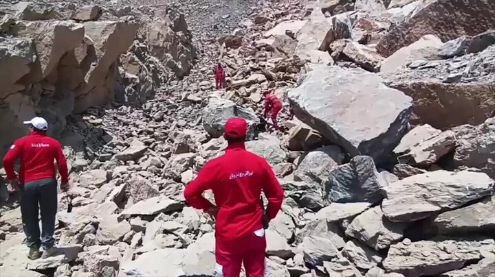 نظارتِ معدن کروم فاریاب بر عهده وزارت کار است/ تداوم عملیات امداد و نجات
