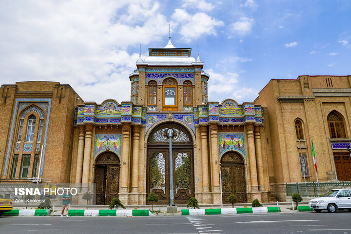 تهران؛ وقتی تاریخ در خیابان‌های امروز قدم می‌زند