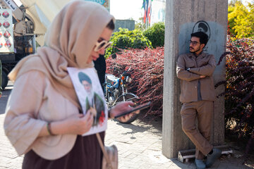 بزرگترین زنجیره انسانی جان‌فدا  - مشهد