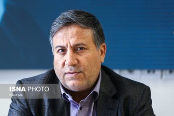 سالاری: مطالبات آرمان‌گرایانه برخی در مجلس هزینه‌ قابل‌توجهی به مردم تحمیل کرده است