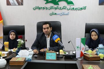 نشست خبری کودکان سمنانی و مطالبه‌گری برای اجرای «اقدامات ماندگار» در هفته کودک