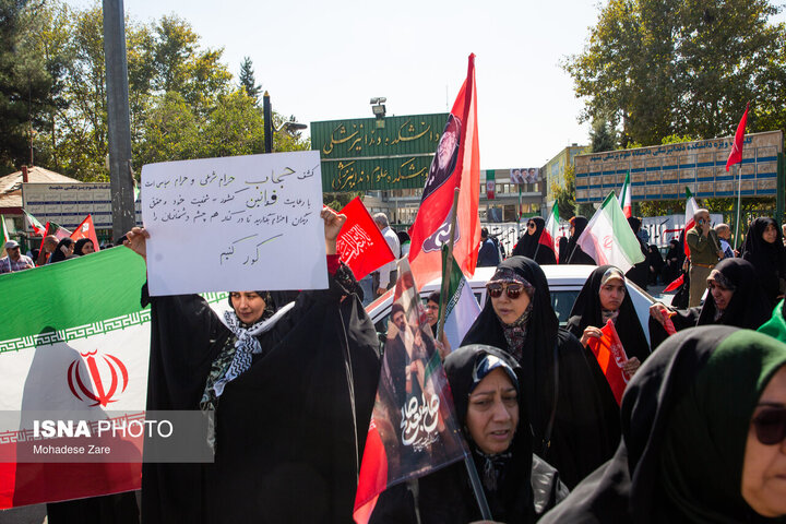 یک استاد دانشگاه: ملت ایران اجازه نمی‌دهند دشمنان فضای دانشگاه را ناامن کنند