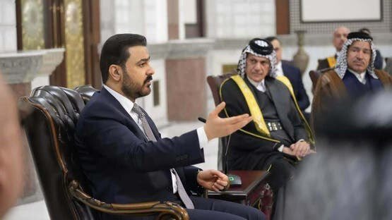 نخستوزیر عراق از موافقت ۵ گروه مسلح با تحویل سلاح خبر داد