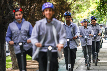 رویداد شهرنوردی با اسکوتر