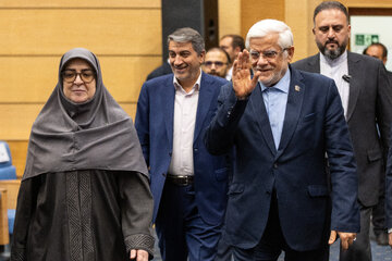 نشست مدیران جوان ستادی دولت چهاردهم با  محمدرضا عارف، معاون اول رئیس‌جمهور 