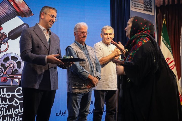 شبی با حضور علیرضا خمسه، گیتی خامنه و شریفی‌نیا برای یک تقدیر