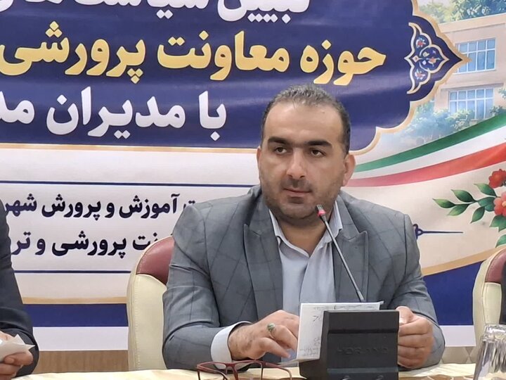 فرماندار میاندورود: آینده ایران در گرو جامعه فرهنگیان است