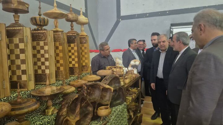 اشتغال ۳۲۱۲ مددجو در کارگاههای زندان آذربایجان غربی