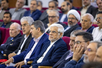 محمدرضا عارف معاون اول رئیس جمهور در مراسم افتتاح اولین مرکز تشخیص و درمان سرطان کودکان