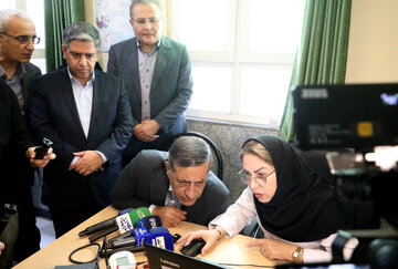 بازدید محمدجعفر قائم‌پناه معاون اجرایی رئیس‌جمهور از روند اجرایی نظام ارجاع سلامت درمانگاه شهر رضی در شهرستان مشگین‌شهر استان اردبیل
