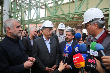 بازدید محمدجعفر قائم‌پناه معاون اجرایی رئیس‌جمهور از طرح تولید آهن اسفنجی شرکت الماس آرتاویل در شهرستان نمین استان اردبیل