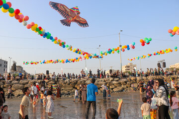 روز ملی کودک در ساحل خواجه‌عطا - بندرعباس