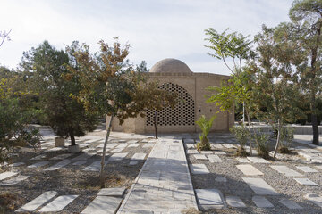 مراسم رونمایی از تمبر اختصاصی قبرستان تاریخی تخت فولاد اصفهان