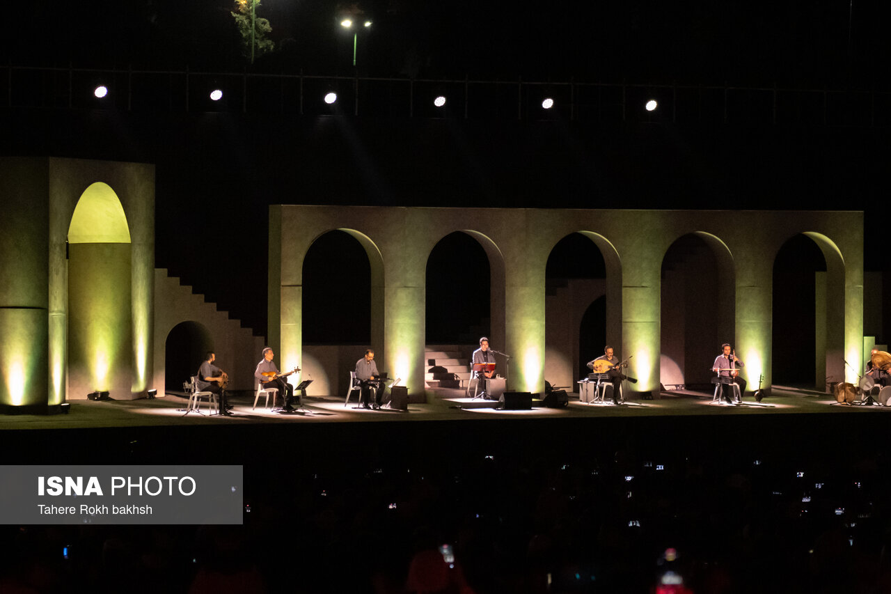 بازگشت همایون شجریان به صحنه در شیراز