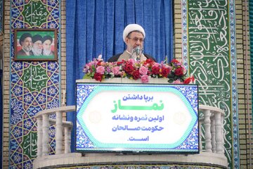 امام جمعه کرمان: باید با قدرت و تدبیر، تمدن‌سازی کرد