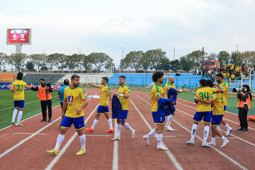 هفته هشتم لیگ برتر فوتبال؛ پرسپولیس - صنعت نفت