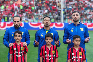 هفته هشتم لیگ برتر فوتبال؛ پرسپولیس - صنعت نفت