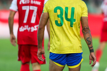 هفته هشتم لیگ برتر فوتبال؛ پرسپولیس - صنعت نفت