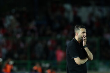 هفته هشتم لیگ برتر فوتبال؛ پرسپولیس - صنعت نفت
