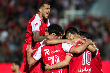 هفته هشتم لیگ برتر فوتبال؛ پرسپولیس - صنعت نفت