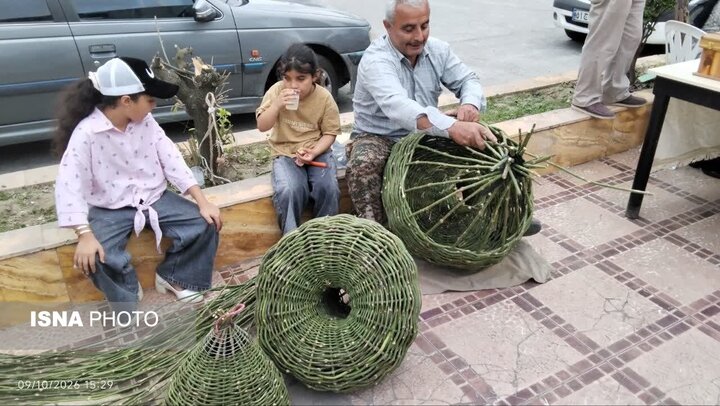 از روشنشدن مشعل دانایی تا رونمایی از تمبر امیر پازواری