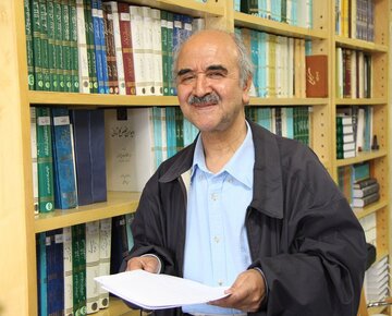 شفیعی کدکنی در چشم تاجیکان