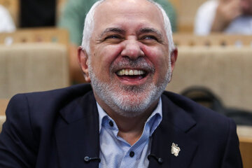 نشست رونمایی از سه کتاب محمد جواد ظریف