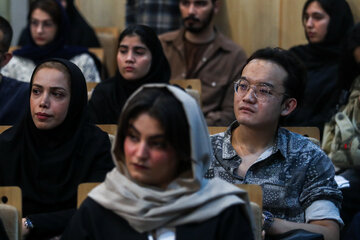 نشست رونمایی از سه کتاب محمد جواد ظریف
