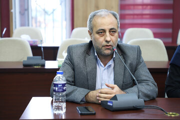 نشست روح‌اله متفکر آزاد با دانشجویان سازمان جهاد دانشگاهی آذربایجان شرقی