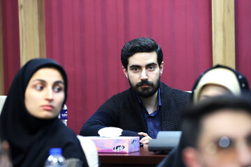 نشست روح‌اله متفکر آزاد با دانشجویان سازمان جهاد دانشگاهی آذربایجان شرقی