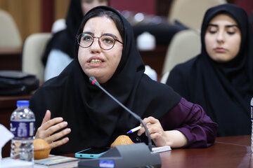 نشست روح‌اله متفکر آزاد با دانشجویان سازمان جهاد دانشگاهی آذربایجان شرقی