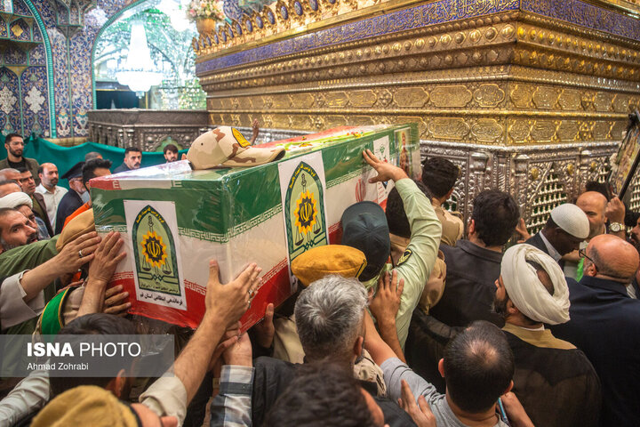 طنین «لبیک یا حسین» در دیار کریمه اهل‌بیت؛ بدرقه باشکوه پیکر تکاور شهید «عباس آقایی»