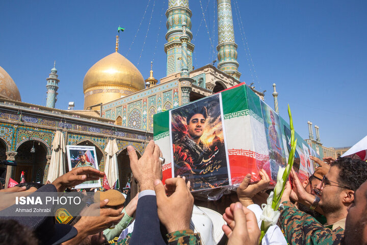 طنین «لبیک یا حسین» در دیار کریمه اهل‌بیت؛ بدرقه باشکوه پیکر تکاور شهید «عباس آقایی»