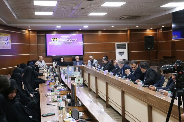 معاون وزیر: وزارت راه و شهرسازی با روحیه جهادی پای کار انقلاب است