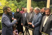 بازدید وزیر فرهنگ از گنجینه دیوان‌های نفیس حافظ در شیراز