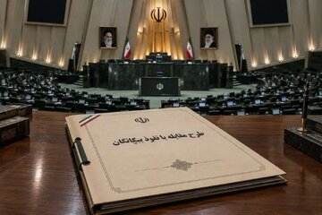 مقابله با نفوذ تا کجا؟/ چه کسانی مشمول محدودیت گفت‌وگو با رسانه‌ها می‌شوند؟