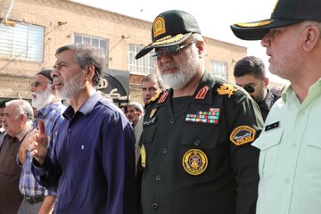 سردار علیرضا دلیری فرمانده انتظامی استان در مراسم تشییع آیت الله حاج سید علیرضا حیدری - یزد