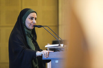 فرزانه صادق، وزیر راه و شهرسازی در مراسم گرامیداشت روز جهانی اسکان بشر