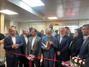 نخستین کتابخانه هوشمند فارس با حضور وزیر فرهنگ در شیراز افتتاح شد
