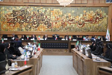 دوراندیش: هیأت‌های ورزشی فارس از رویدادمحوری به برنامه‌محوری حرکت کنند