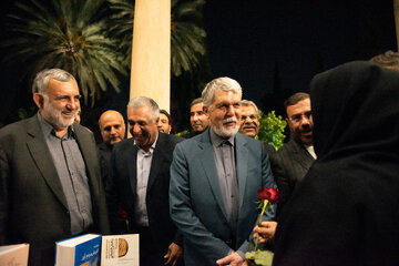 بازدید از غرفه اوز در آیین بزرگداشت حافظ با حضور وزیر ارشاد - شیراز