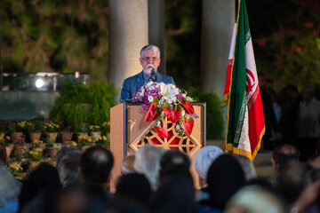 سخنگو سید عباس صالحی در آیین بزرگداشت حافظ با حضور وزیر ارشاد - شیراز